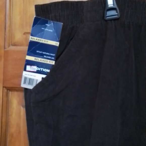 Basic Edition brown  Corduroy pants with elastic waist size 2x  New with tags - Picture 2 of 3